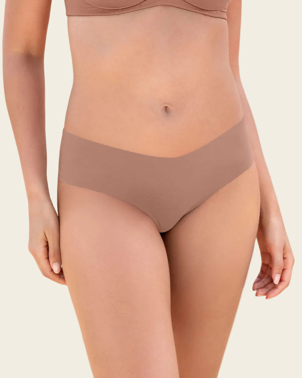 Panty cachetero con doble capa de tul en glúteos