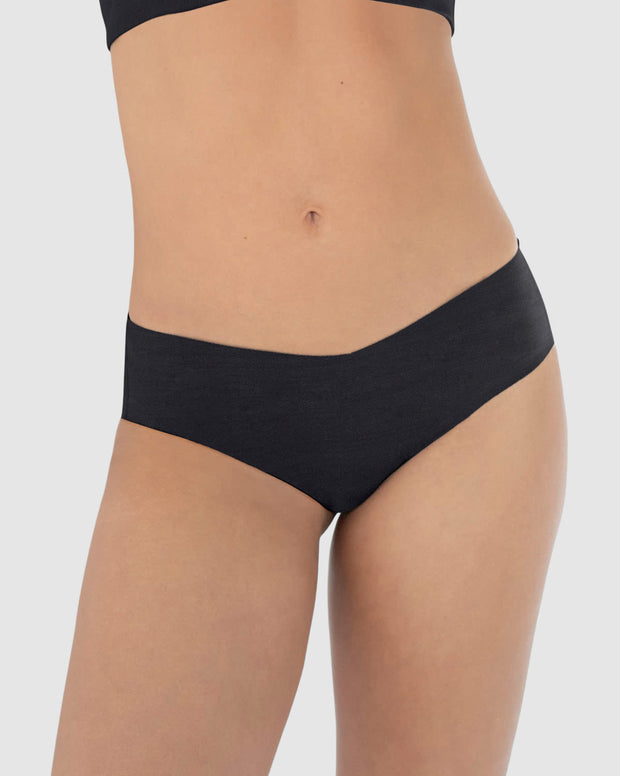 Panty cachetero con doble capa de tul en glúteos