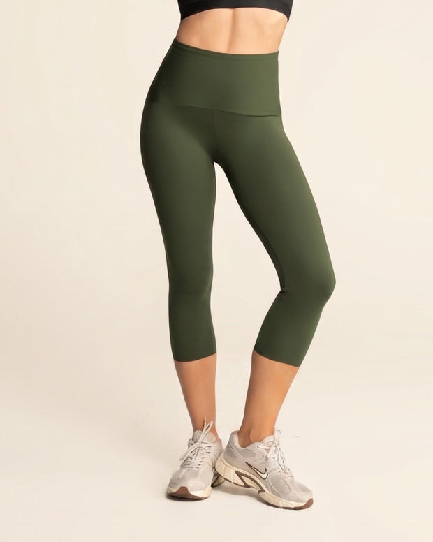 Capri deportivo tiro alto con control de abdomen