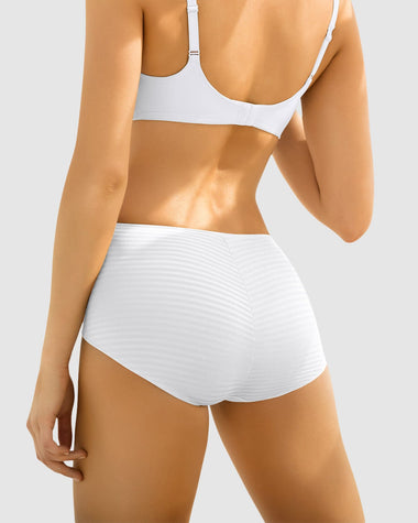 Panty clásico con cubrimiento hasta la cintura#color_000-blanco