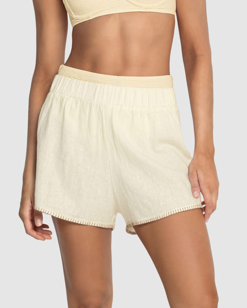 Short playero en material tipo lino#color_898-marfil