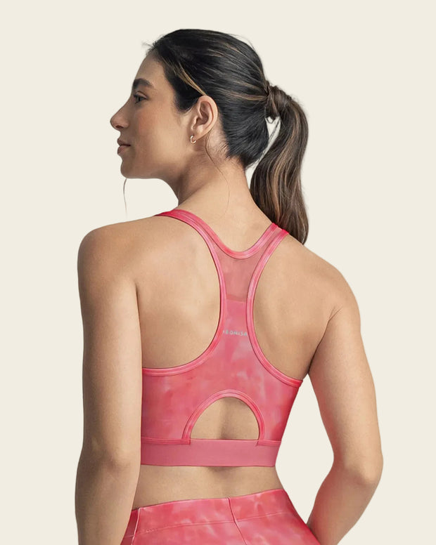 Top deportivo con espalda atlética en material de secado rápido