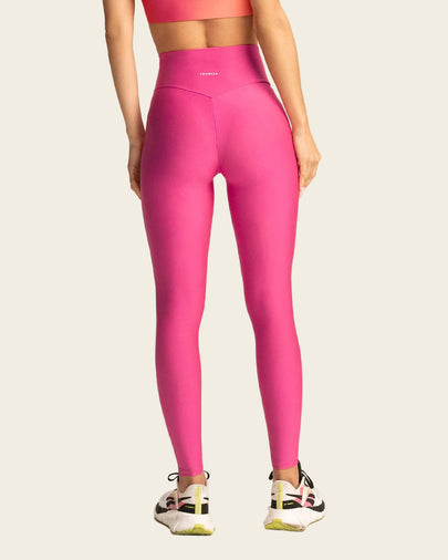 Legging deportivo tiro alto con corte en glúteos tipo corazón#color_946-fucsia