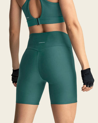 Short deportivo tipo biker#color_678-verde