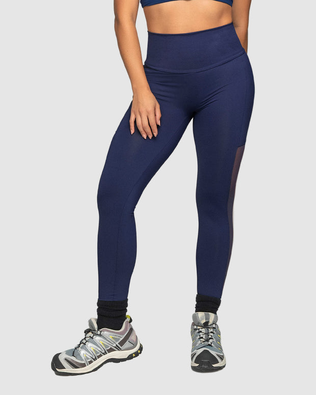 Legging deportivo con bolsillo lateral y detalles en SmartLace®