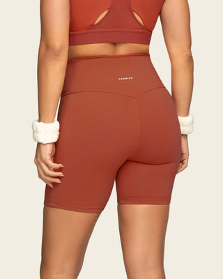 Short ciclista con bolsillo lateral y compresión de abdomen#color_336-rojo-canela
