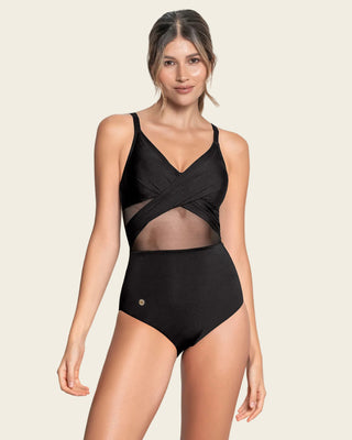 Traje de baño entero de compresión suave en abdomen y drapeado en escote#color_700-negro