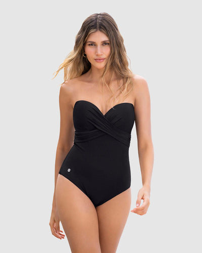 Traje de baño strapless con realce incorporado en las copas#color_700-negro