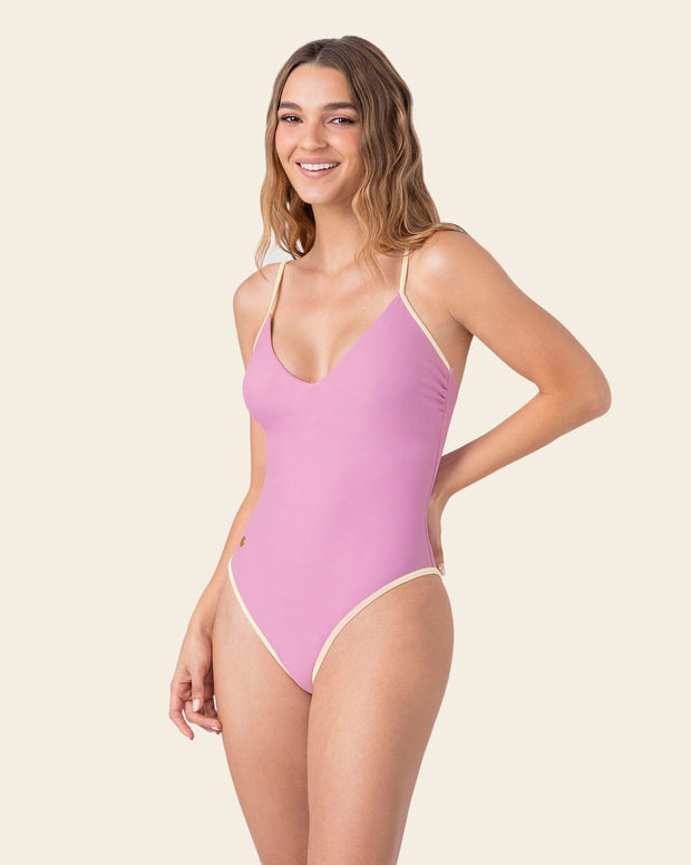 Traje de baño entero con tiras anudables en espalda