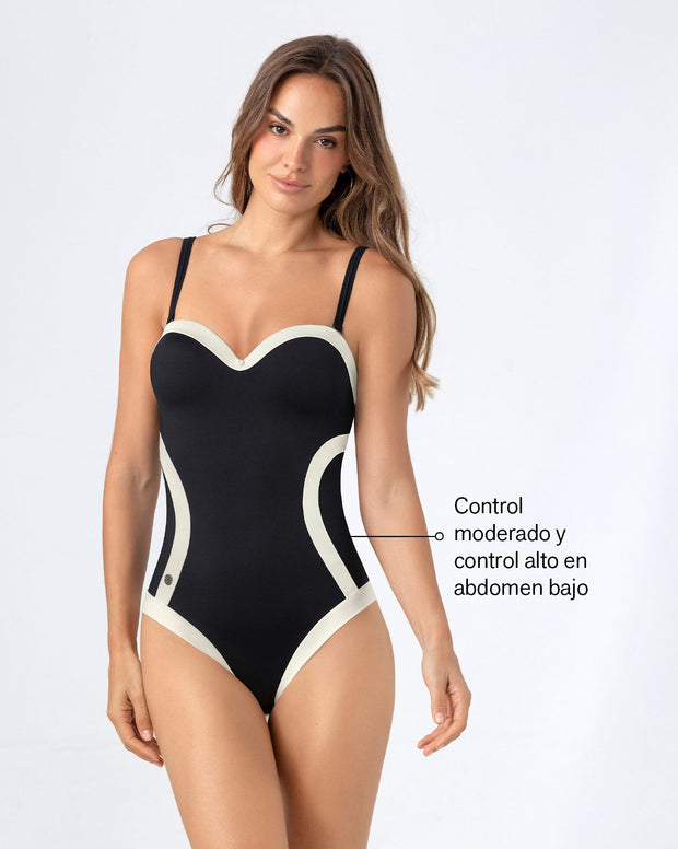 Traje de baño de compresión con cortes efecto reloj de arena