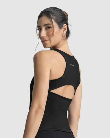 Camiseta deportiva con top interno de buen ajuste#color_700-negro