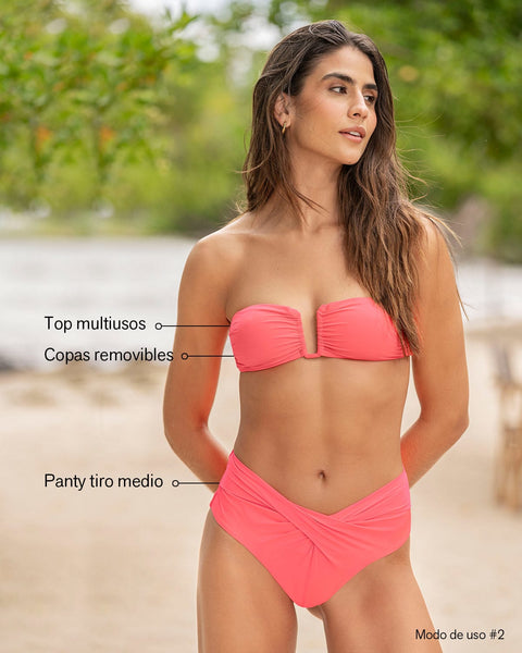 Bikini con tiras anudables al cuello y panty con drapeado#color_393-coral