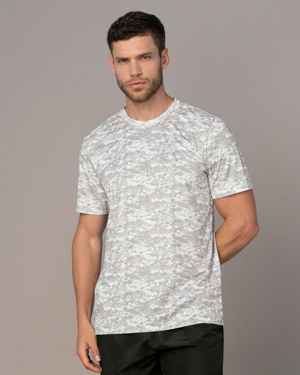 Camiseta deportiva masculina con tecnología de secado rápido