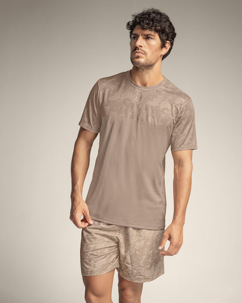 Camiseta deportiva masculina con tecnología de secado rápido#color_014-estampado-beige