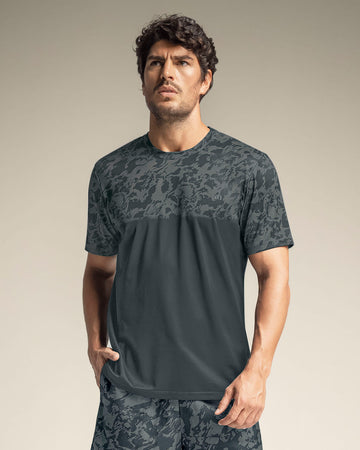 Camiseta deportiva masculina con tecnología de secado rápido#color_457-azul-oscuro