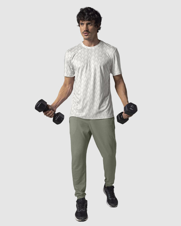 Camiseta deportiva masculina con tecnología de secado rápido