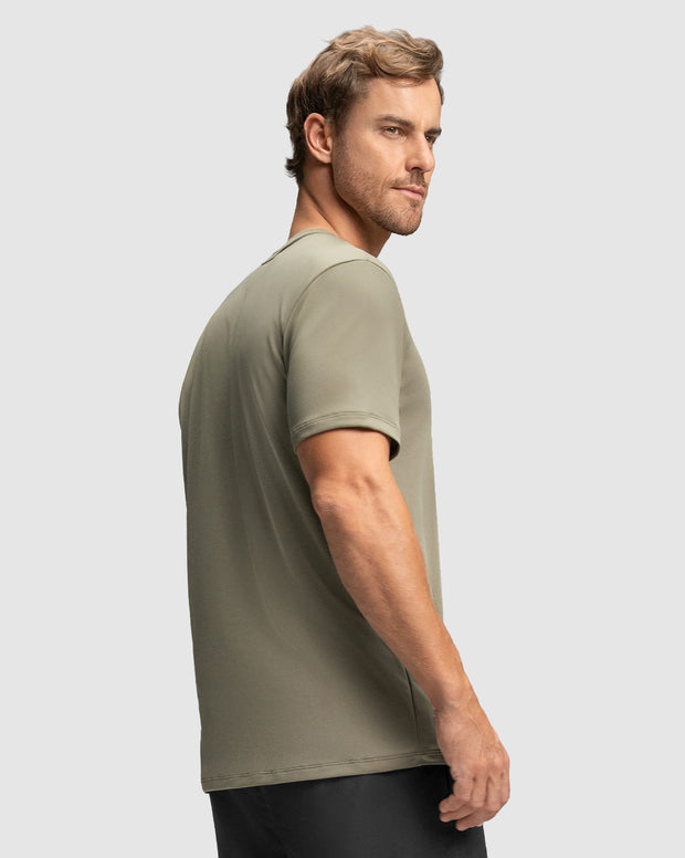 Camiseta deportiva masculina semiajustada de secado rápido