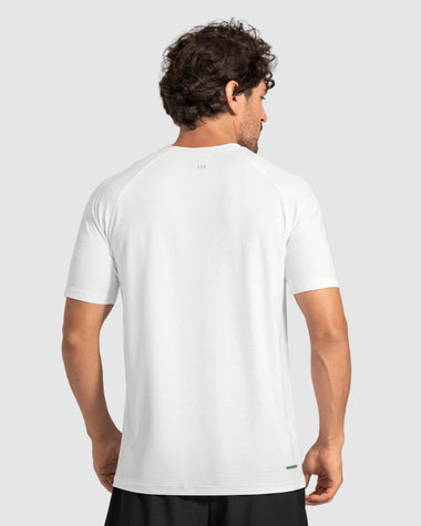 Camiseta deportiva con tela texturizada y transpirable#color_000-blanco