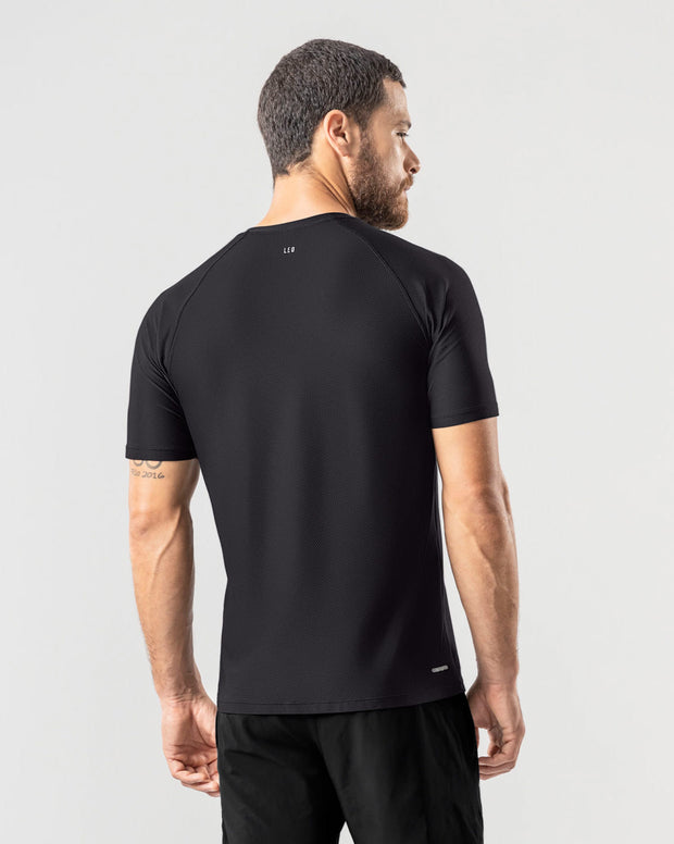 Camiseta deportiva con tela texturizada y transpirable