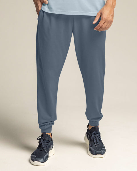 Jogger deportivo estilo sudadera con bolsillos laterales funcionales#color_457-azul-oscuro