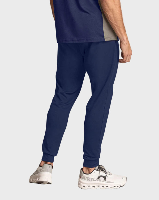 Jogger deportivo estilo sudadera con bolsillos laterales funcionales