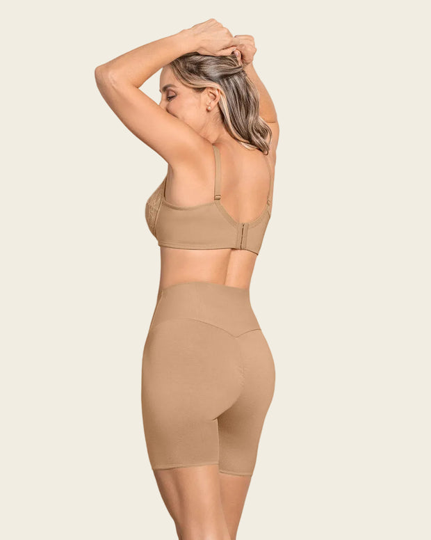 Brasier triangular con copas en SmartLace® y espalda en tela lisa