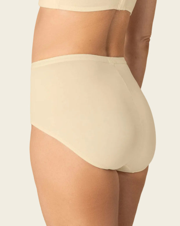 Panty clásico de control suave con excelente modelación