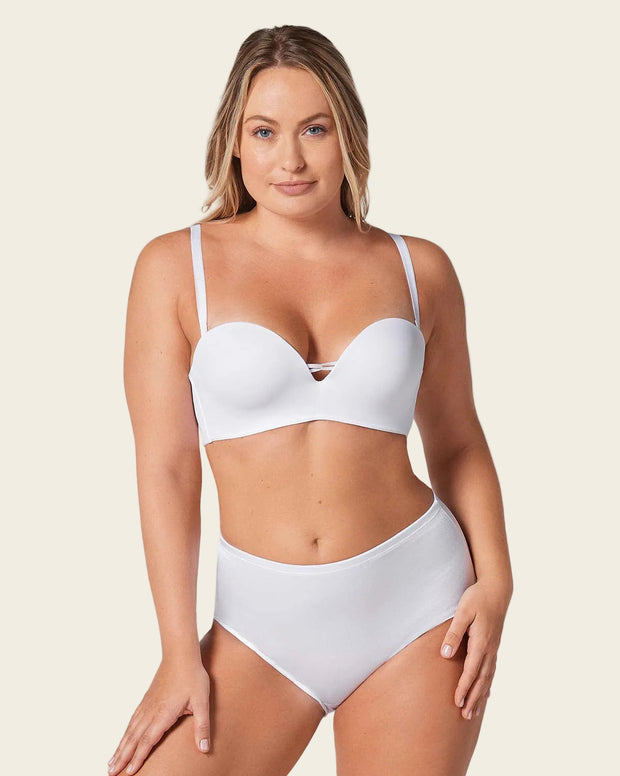 Panty clásico de control suave con efecto levantacolas