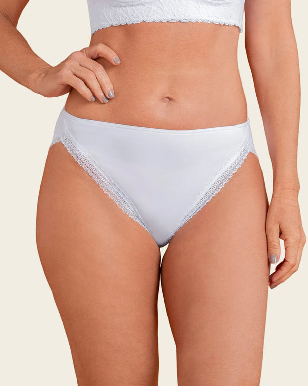 Panty tipo bikini con SmartLace® decorativo en piernas