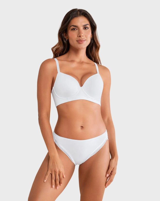 Panty tipo bikini con SmartLace® decorativo en piernas