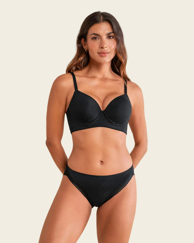 Panty tipo bikini con SmartLace® decorativo en piernas