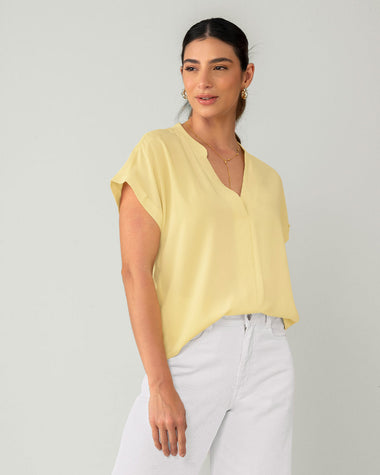 Blusa manga corta con cuello en V#color_627-amarillo