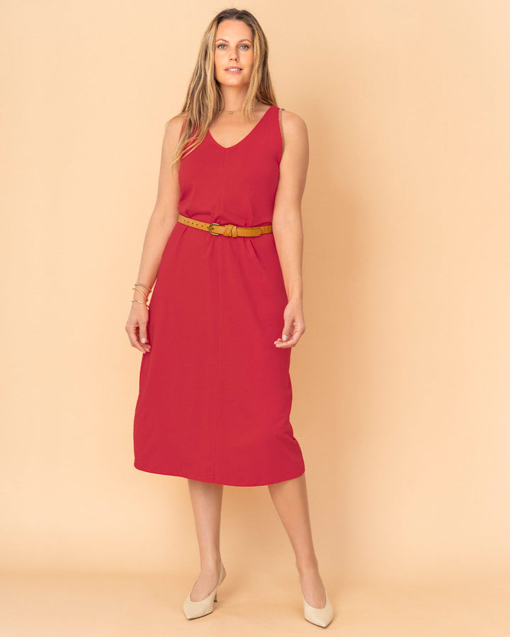 Vestido midi esencial con detalle bordado en sisa