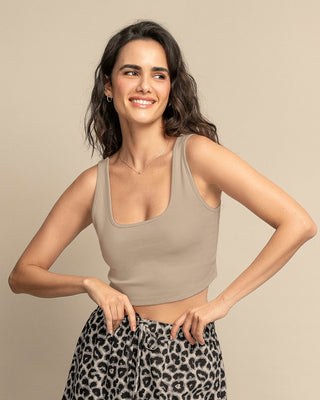 Camiseta manga sisa crop top en tejido acanalado#color_849-beige