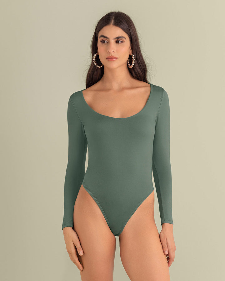 Body manga larga con broche ajustable
