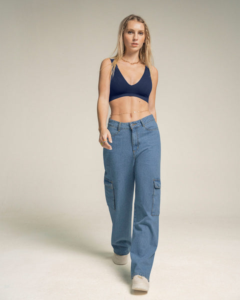 Crop top seamless con escote en v#color_457-azul-oscuro