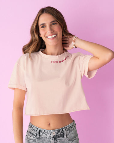 camiseta-manga-corta-con-estampado-frontal#color_093-rosado