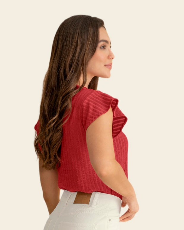 Camiseta con mangas acampanadas