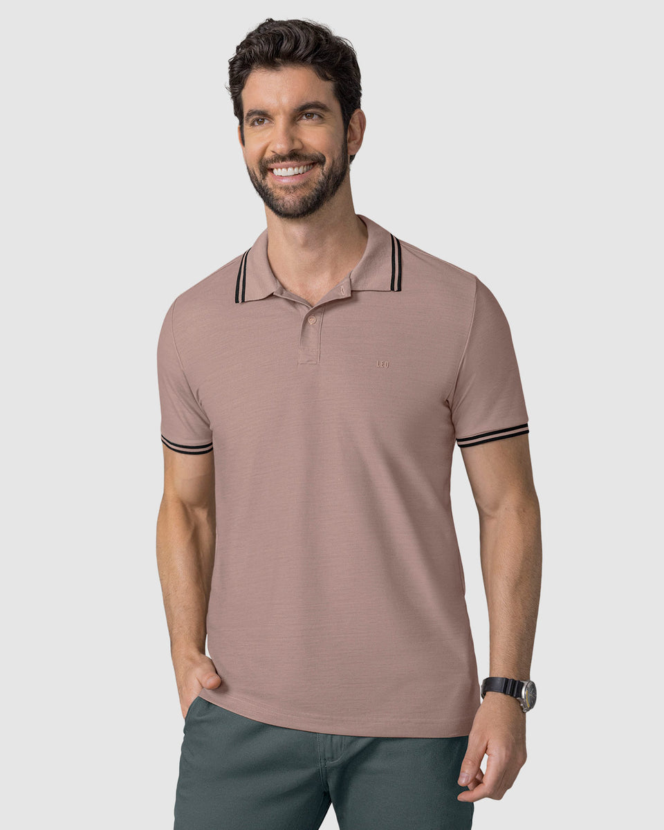 Camiseta tipo polo con cuello y mangas tejidas