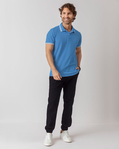 Camiseta tipo polo con cuello y mangas tejidas#color_408-azul-medio