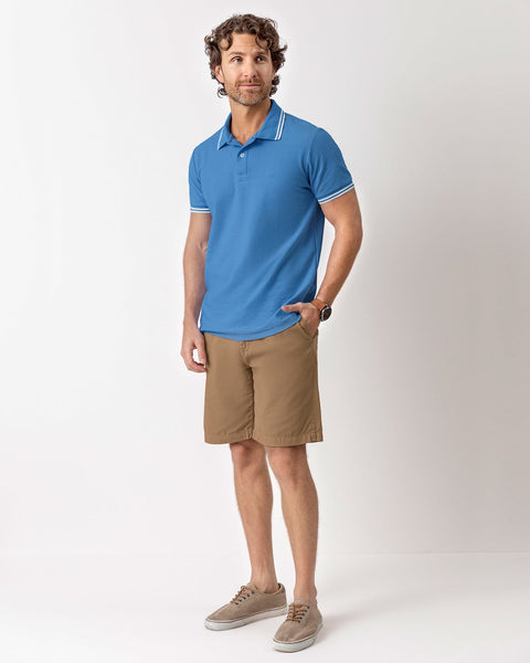 Camiseta tipo polo con cuello y mangas tejidas#color_408-azul-medio