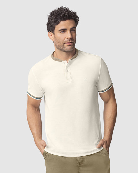Camiseta con cuello henley y perilla funcional#color_165-marfil