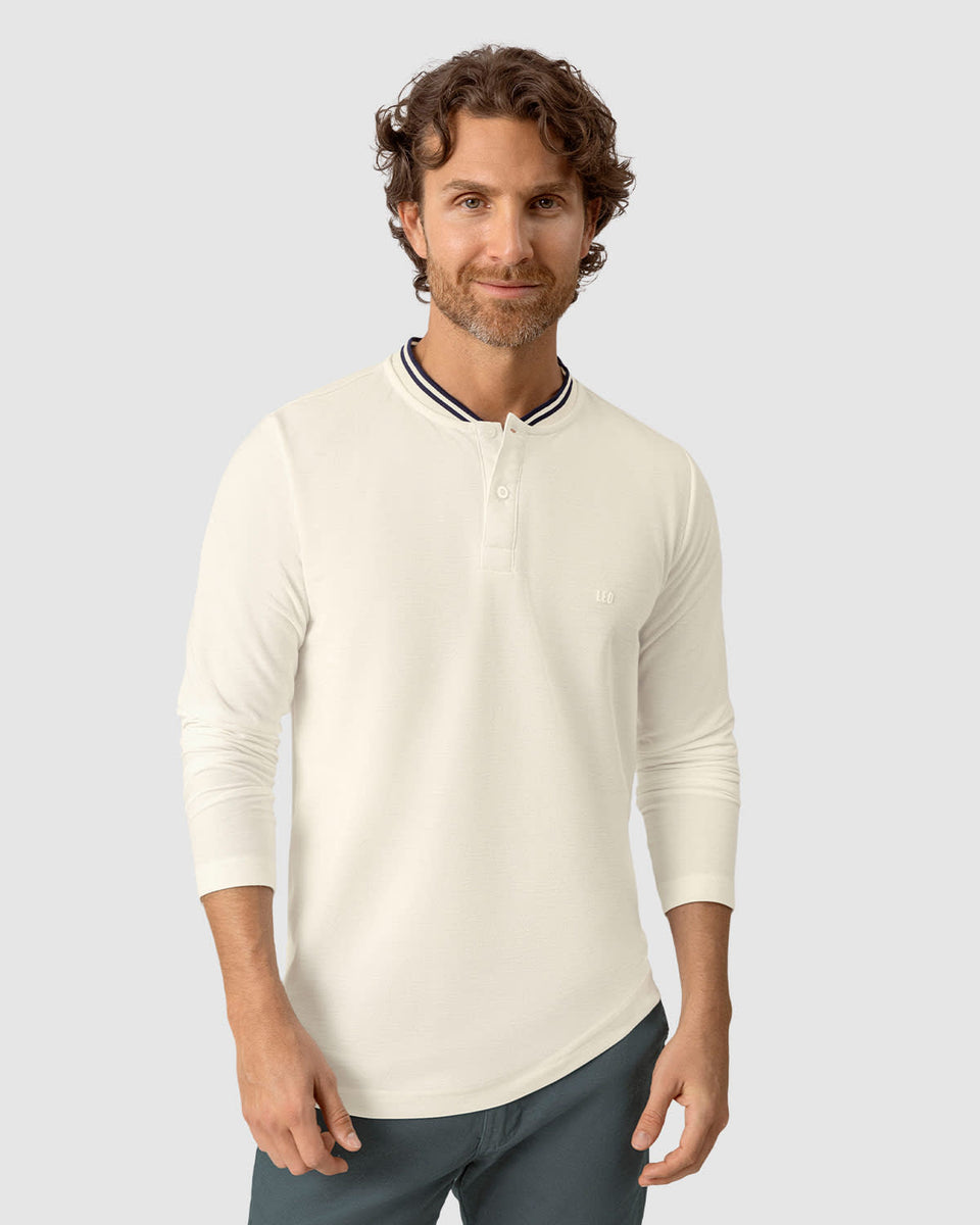 Camiseta manga larga con perilla funcional y logo en frente