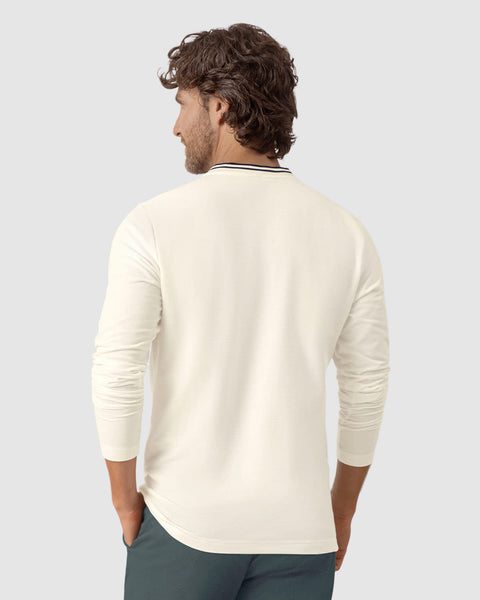 Camiseta manga larga con perilla funcional y logo en frente#color_018-marfil