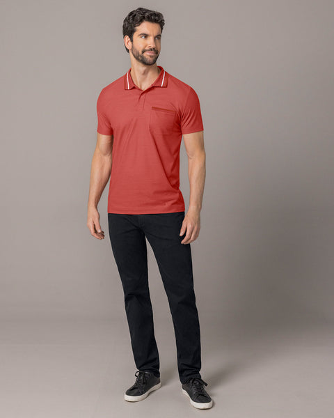 Camiseta tipo polo con perilla funcional y bolsillo decorativo#color_391-rojo-claro
