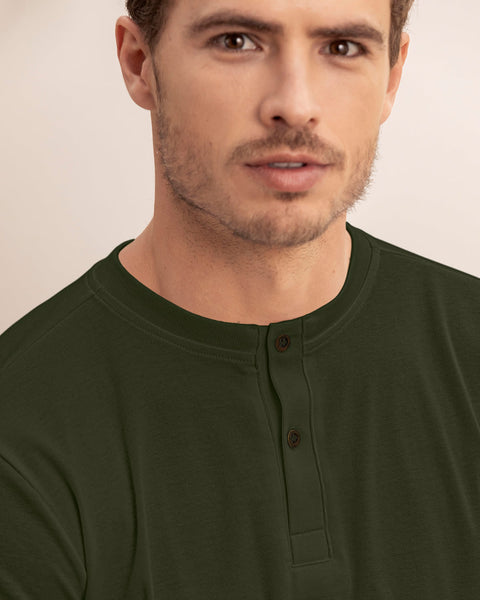 Camisudadera cuello henley#color_a91-verde-militar